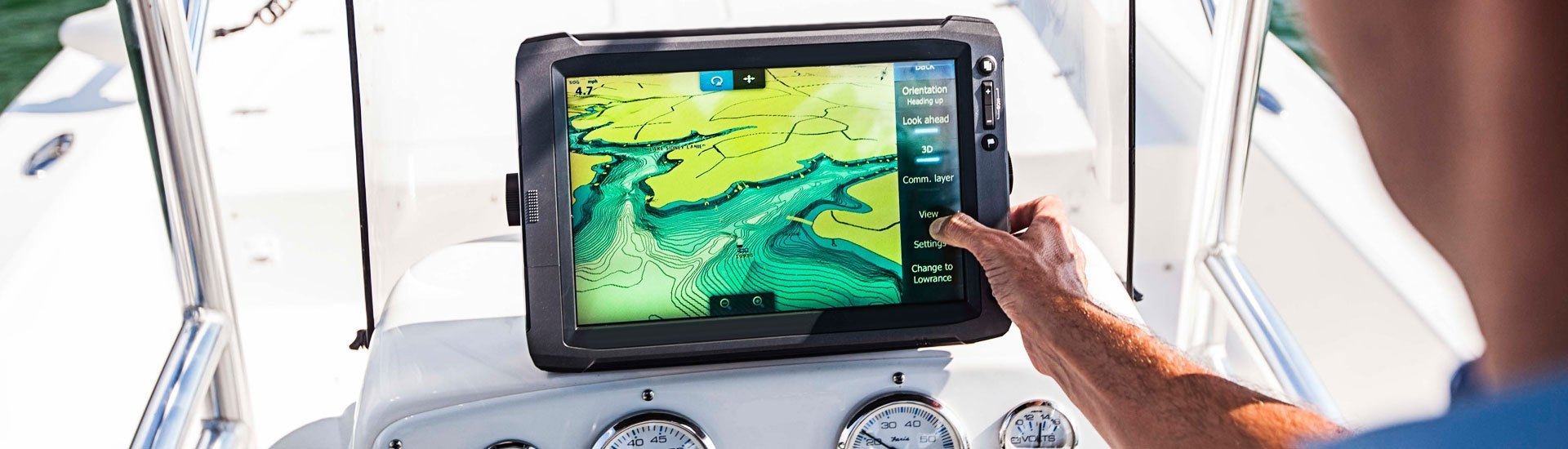 Electronics & Navigation